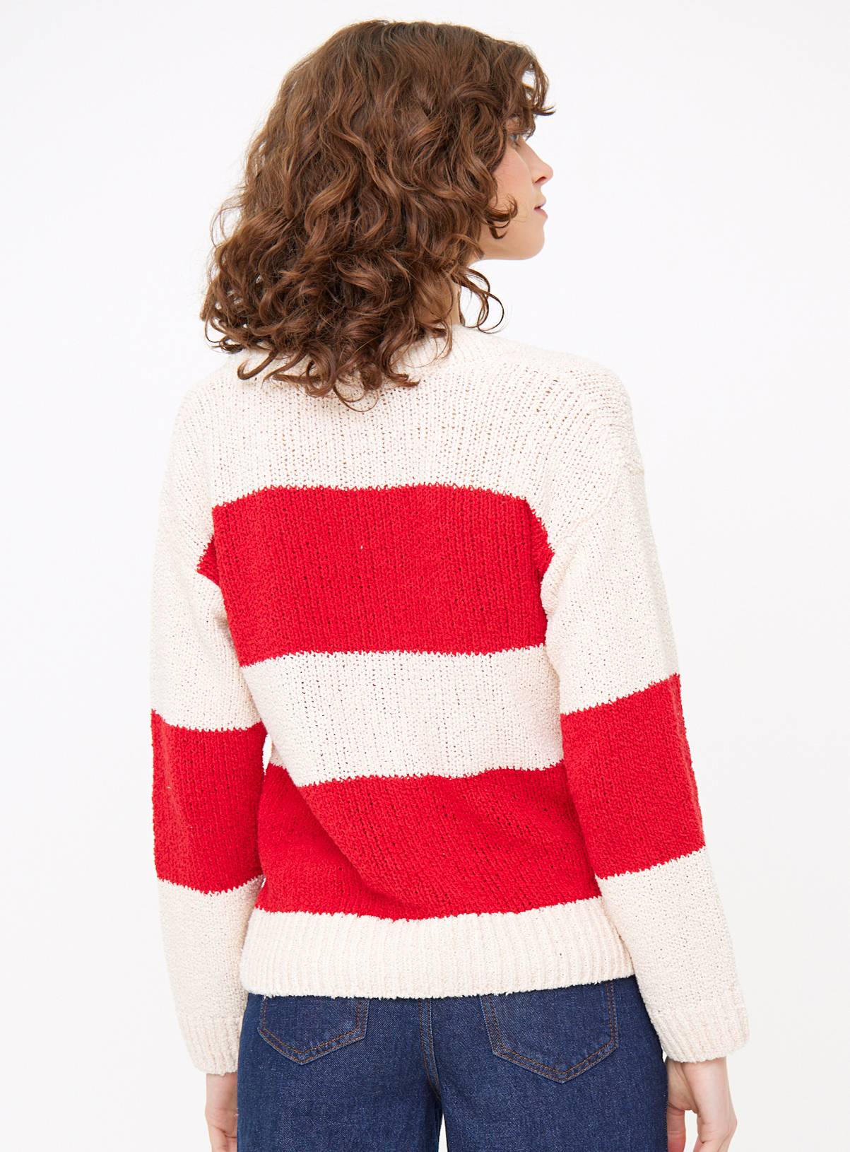 Red Stripe V Neck Boucle Knitted Jumper 10 - Image 4